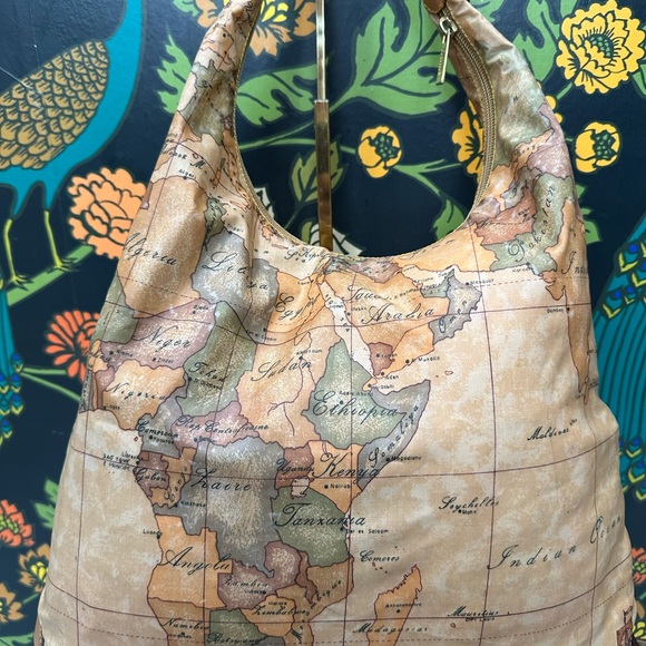 Alviero Martini 1ª Classe Geo Classic Hobo Shoulder Bag - Picture 9 of 13